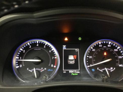 Used 2019 Toyota Highlander Limited Platinum AWD/4WD image 36