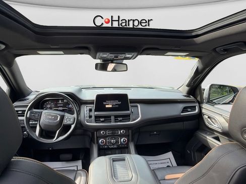 Used 2023 GMC Yukon XL AT4 w/ Technology Package AWD/4WD image 17