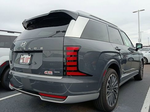 Used 2026 Hyundai Palisade Calligraphy AWD/4WD image 3