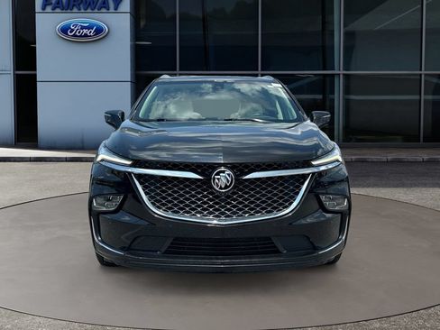 Used 2023 Buick Enclave Avenir w/ Avenir Technology Package FWD image 2
