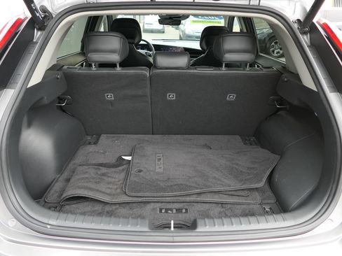 Certified 2023 Kia Niro SX Touring FWD image 22