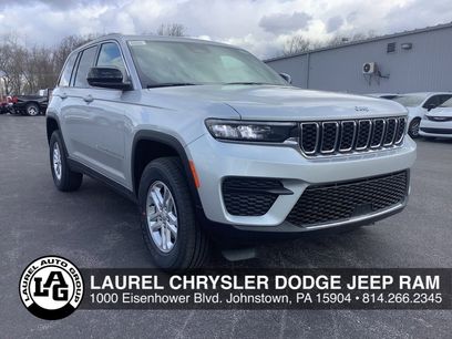 New 2025 Jeep Grand Cherokee Laredo w/ Luxury Tech Group I