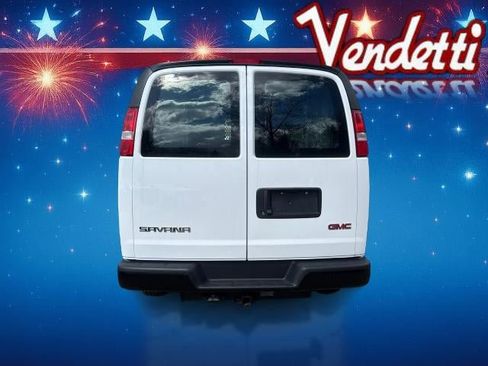 New 2026 GMC Savana 3500 RWD image 6