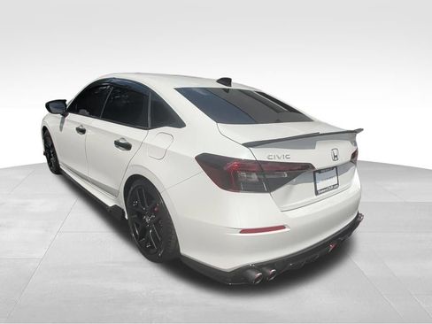 Used 2025 Honda Civic Sport image 3
