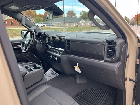 Used 2022 GMC Sierra 1500 Elevation image 22