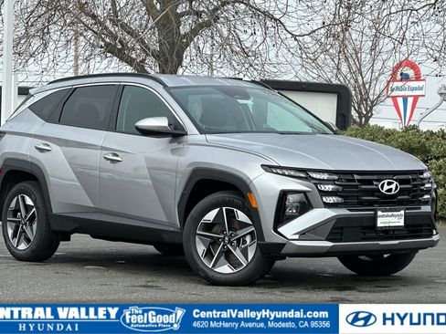 New 2026 Hyundai Tucson SEL image 1