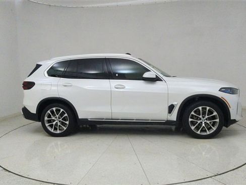 Used 2025 BMW X5 sDrive40i image 69