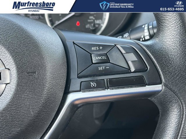 Used 2020 Nissan Versa S FWD image 27