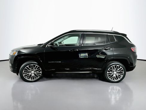 Used 2022 Jeep Compass Limited w/ Elite Group AWD/4WD image 4