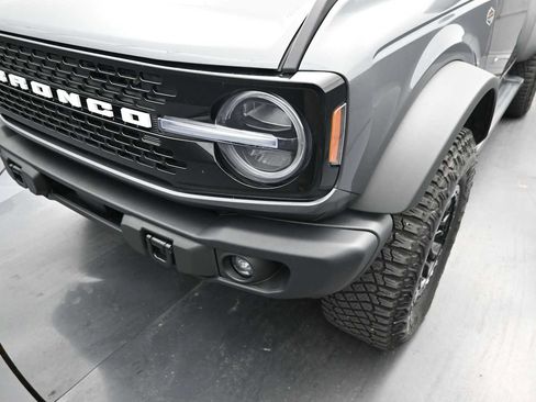 Used 2023 Ford Bronco Wildtrak AWD/4WD image 19