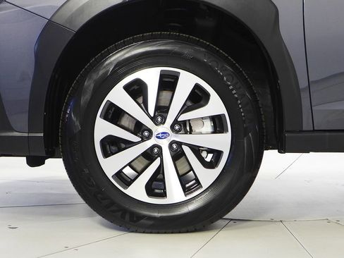 Certified 2025 Subaru Outback Premium image 5