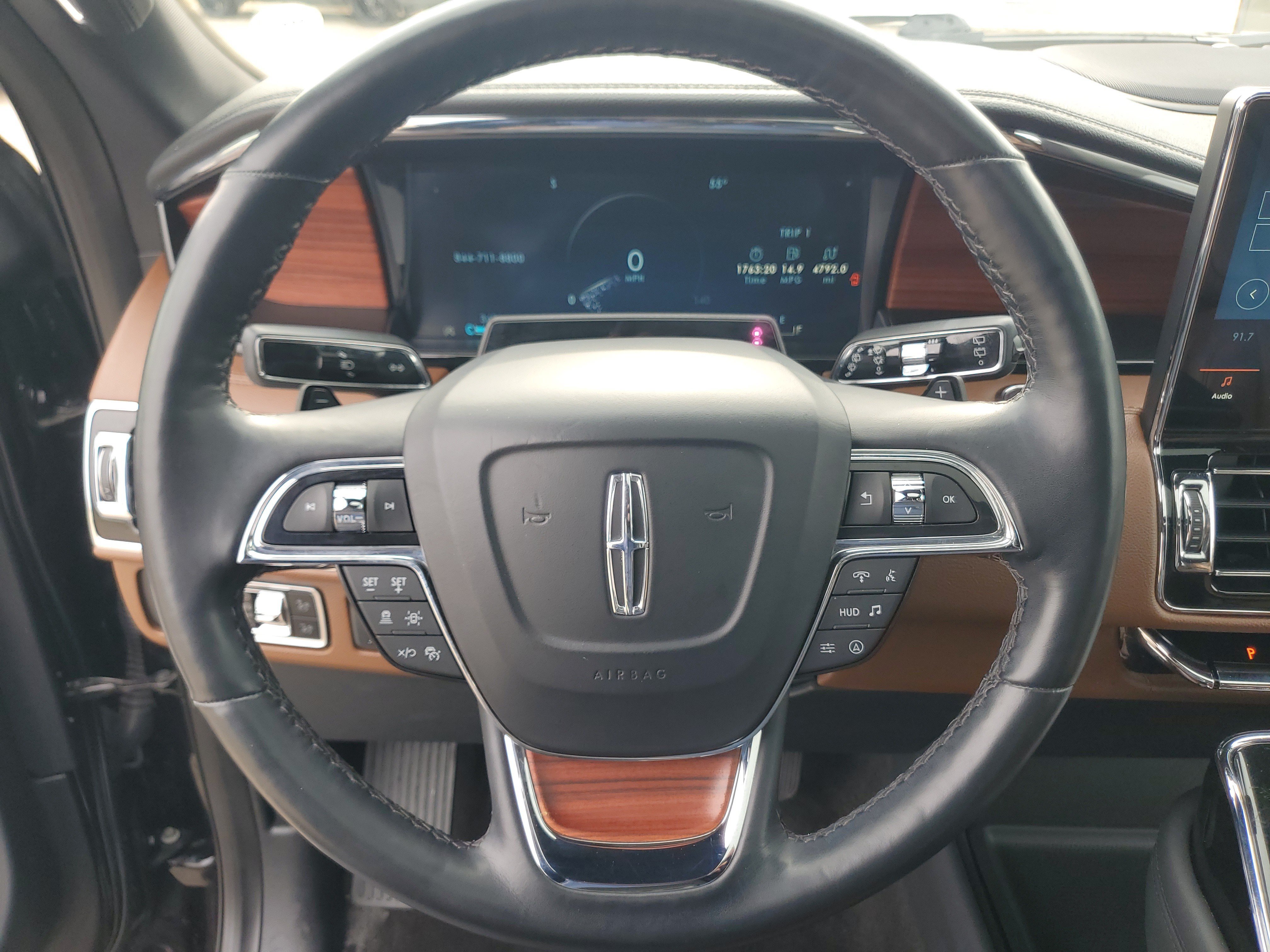 Used 2023 Lincoln Navigator Reserve AWD/4WD image 14
