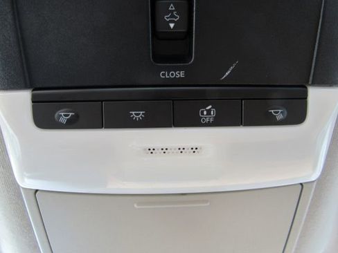 Used 2022 Nissan Sentra SV w/ SV Premium Package image 48