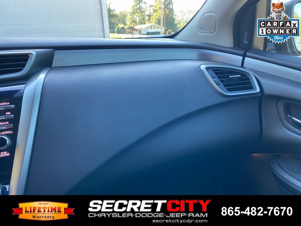 Used 2024 Nissan Murano SL w/ Cargo Package AWD/4WD image 14