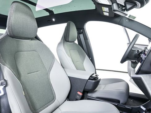 New 2026 Volvo EX30 Cross Country Ultra w/ Protection Package Premier AWD/4WD image 22