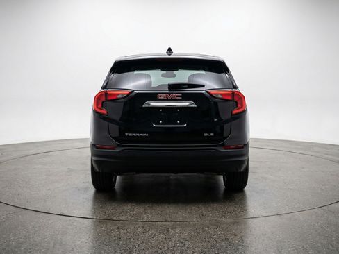 Used 2024 GMC Terrain SLE FWD image 7