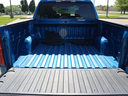 Used 2023 Chevrolet Silverado 1500 RST AWD/4WD image 13