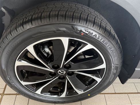 Used 2023 MAZDA CX-5 AWD 2.5 S w/ Premium Package image 12
