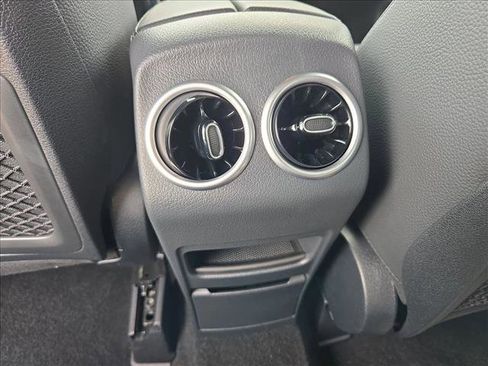 Certified 2025 Mercedes-Benz GLB 250 image 14