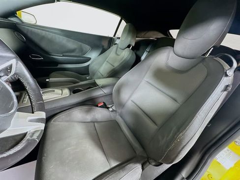 Used 2011 Chevrolet Camaro LT image 19