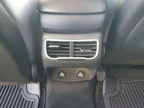 Used 2023 Hyundai Santa Fe SEL image 21