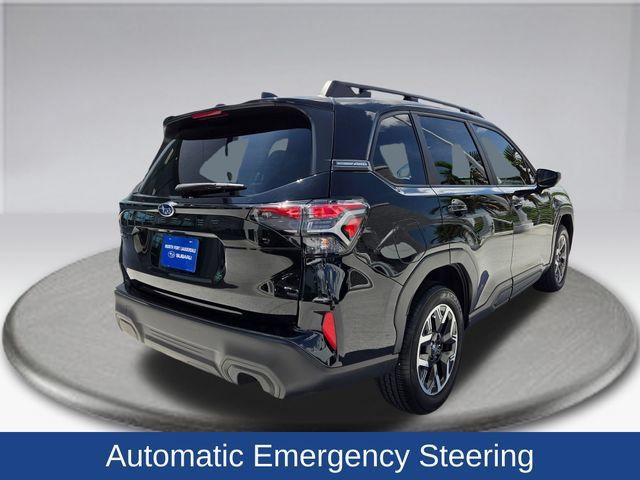 Used 2025 Subaru Forester Premium AWD/4WD image 12