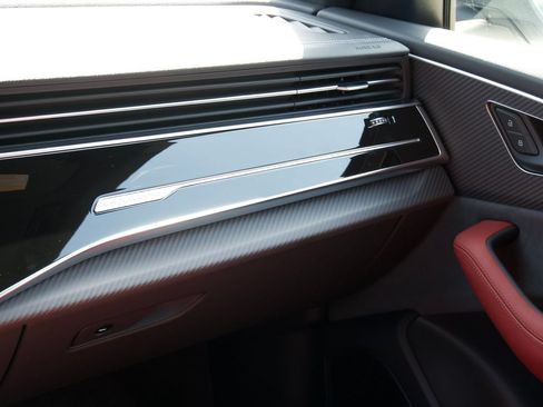 Used 2026 Audi SQ8 Premium Plus AWD/4WD image 15