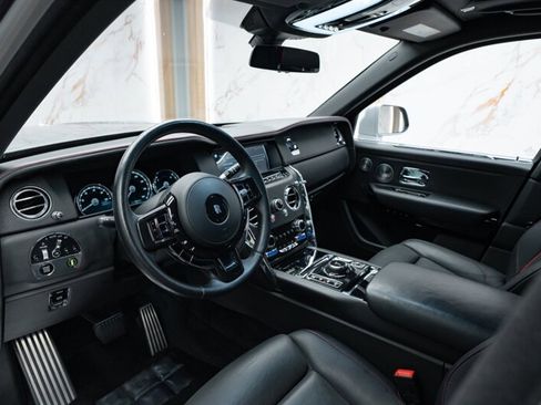 Used 2020 Rolls-Royce Cullinan image 36