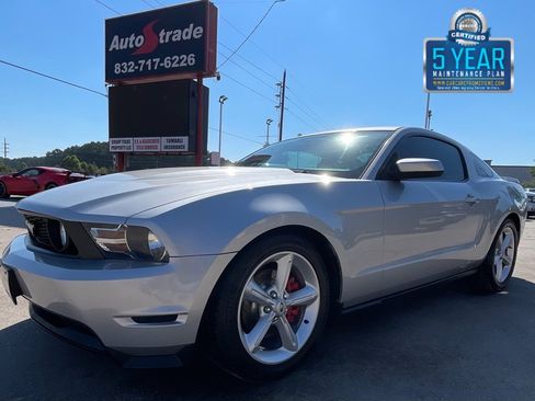 Used 2010 Ford Mustang GT Premium image 1