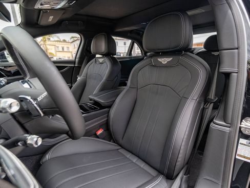 Used 2024 Bentley Flying Spur S V8 AWD/4WD image 11