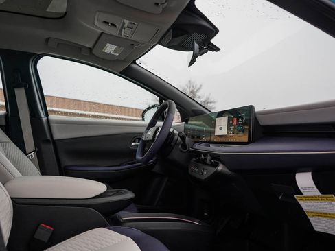 New 2026 Nissan Leaf Platinum+ w/ Illuminated Package image 10