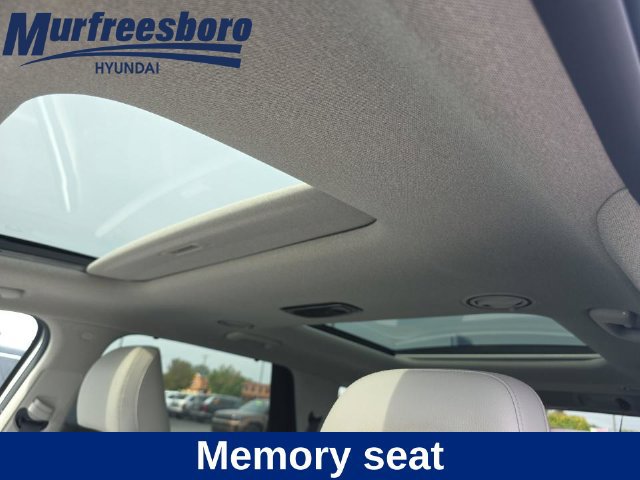 Used 2024 Hyundai Palisade Limited AWD/4WD image 11