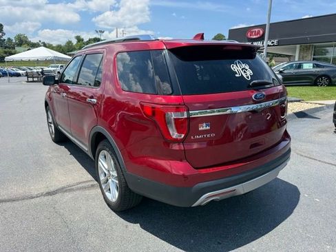 Used 2017 Ford Explorer Limited w/ Equipment Group 301A AWD/4WD image 6