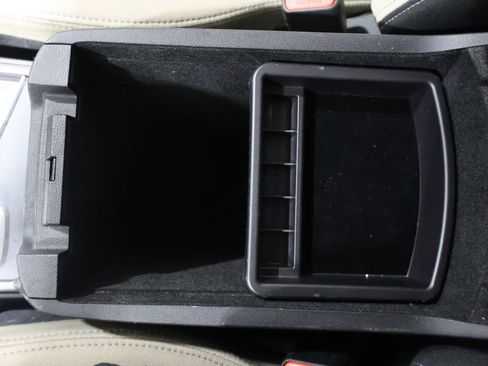 Used 2019 Subaru Ascent Premium image 33