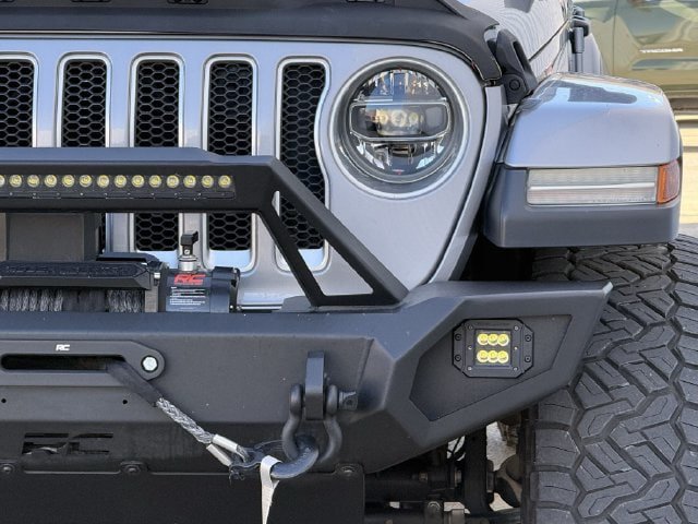 Used 2018 Jeep Wrangler Unlimited Sahara w/ LED Lighting Group AWD/4WD image 7