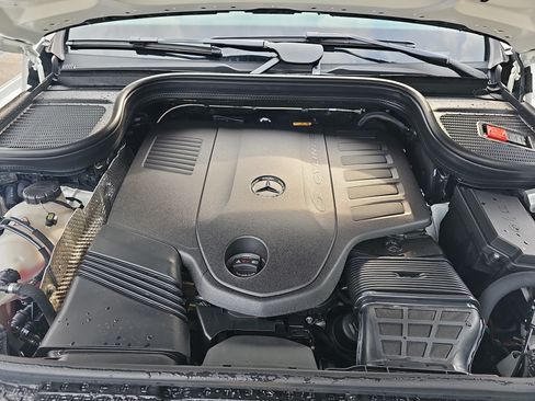 Certified 2026 Mercedes-Benz GLS 450 4MATIC image 34