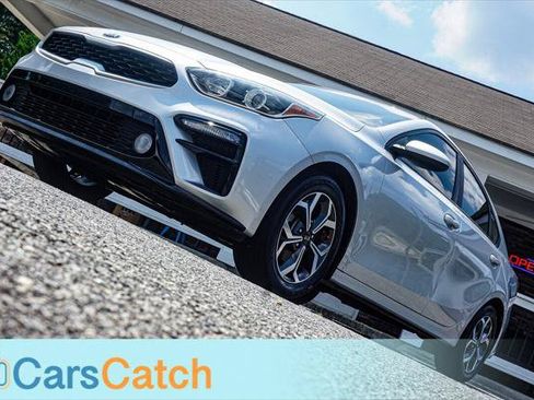 Used 2019 Kia Forte LXS FWD image 4