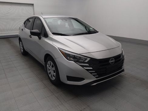 Used 2025 Nissan Versa S w/ Trunk Package FWD image 13