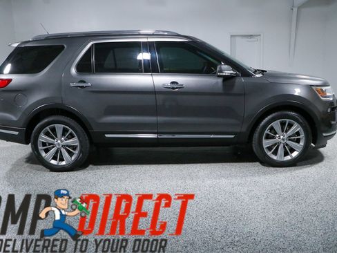 Used 2018 Ford Explorer Limited w/ Ford Safe & Smart Package AWD/4WD image 6