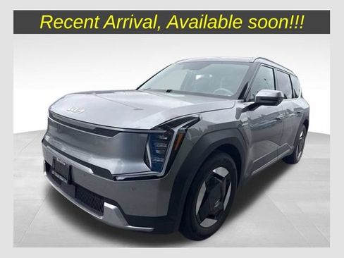 Certified 2024 Kia EV9 Wind AWD/4WD image 1