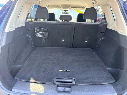 Used 2021 Nissan Rogue S FWD image 15