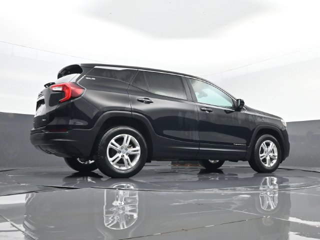 Used 2023 GMC Terrain SLE AWD/4WD image 24