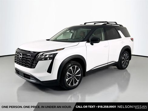 New 2026 Nissan Pathfinder Platinum AWD/4WD image 1