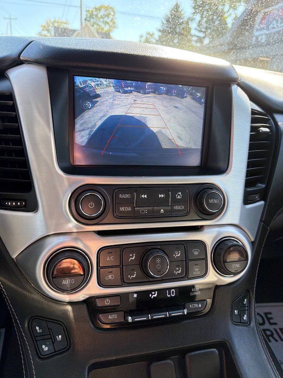Used 2018 GMC Yukon XL SLT AWD/4WD image 33