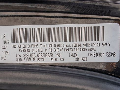 Used 2016 RAM 2500 Tradesman w/ Chrome Appearance Group AWD/4WD image 34