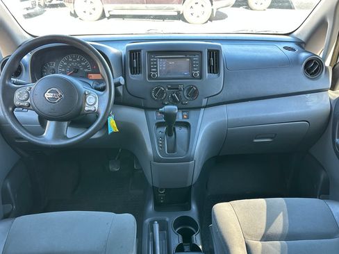 Used 2015 Nissan NV200 SV w/ Technology Package FWD image 14