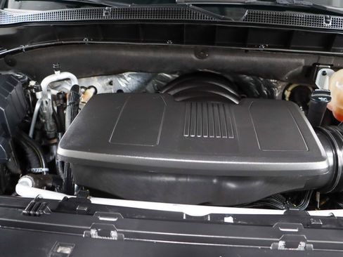 Used 2023 Chevrolet Tahoe Z71 AWD/4WD image 36