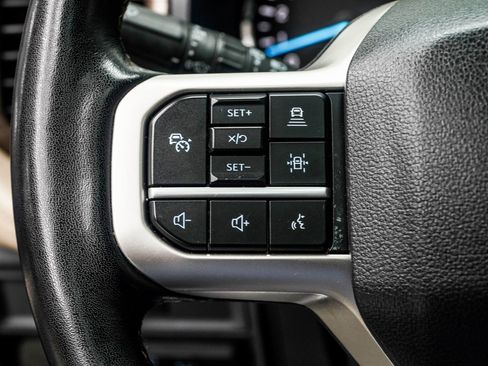 Used 2024 Ford Expedition Limited image 29