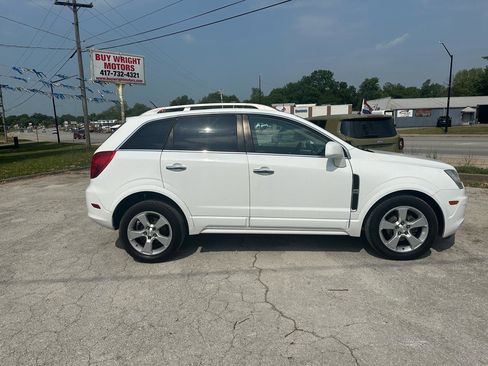 Used 2014 Chevrolet Captiva Sport LTZ FWD image 5