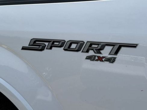 Used 2020 Ford F150 XLT w/ Equipment Group 302A Luxury AWD/4WD image 9